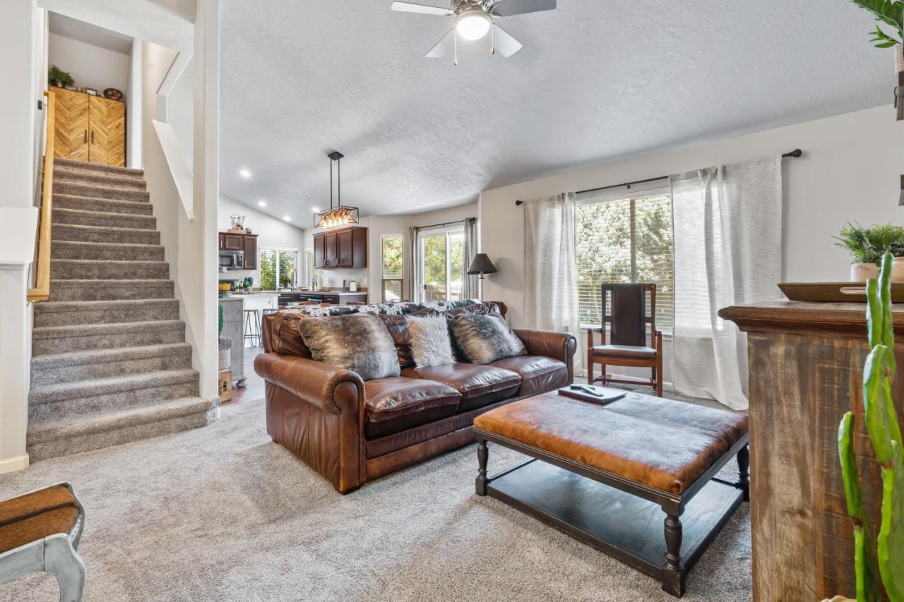 Southwestern Style 4 Bedroom Nampa Home Sleeps 16! Экстерьер фото