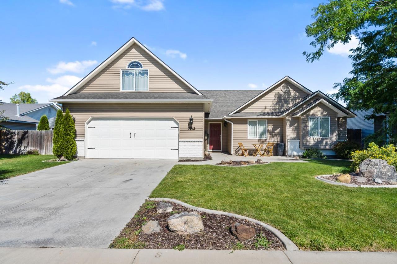 Southwestern Style 4 Bedroom Nampa Home Sleeps 16! Экстерьер фото